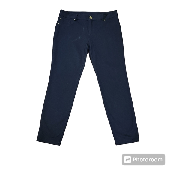 INC International Concepts Petite Black Skinny Leg Jeggings Size 10PS - Picture 1 of 9